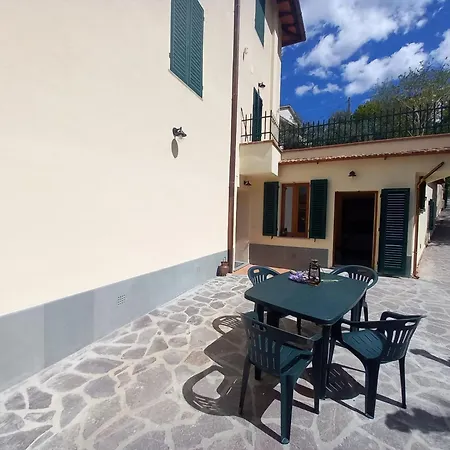 Apartment Casa Lina, Vallombrosa, Wifi, Private Area Tosi